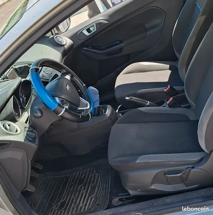 Ford Fiesta 2016 photo 3