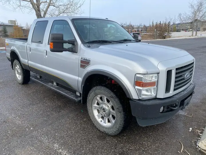 Ford F350 2010 photo 3