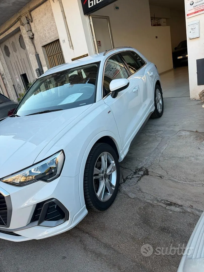 Audi Q3 2022 photo 3