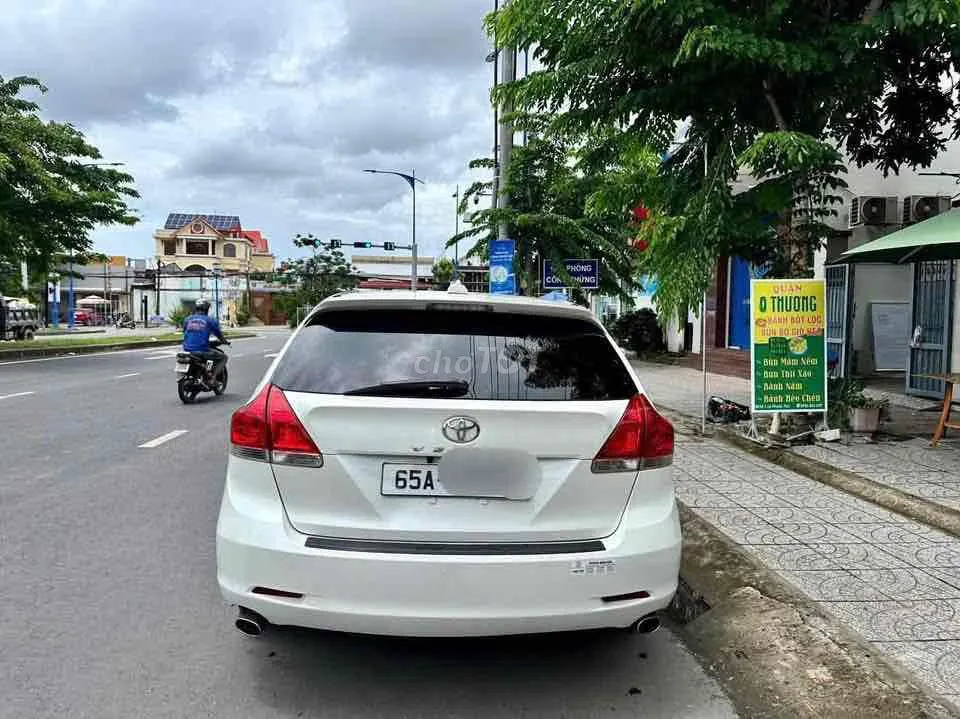 Toyota Venza 2009 photo 2