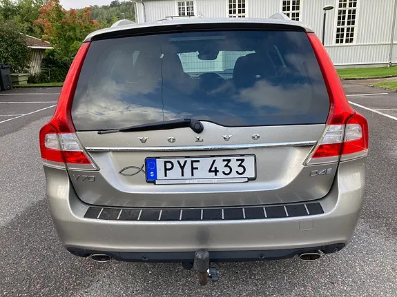 Volvo V70 2016 photo 3