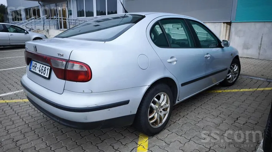 Seat Toledo 1999 photo 4