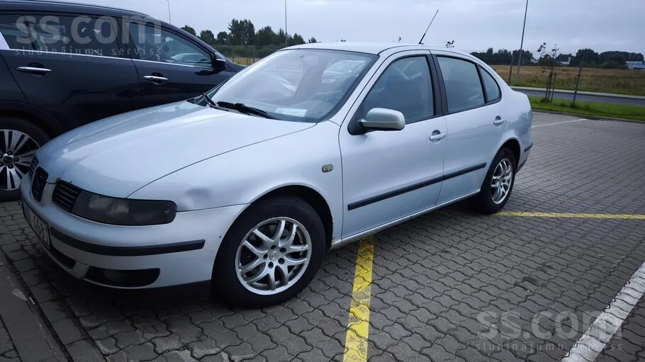 Seat Toledo 1999 photo 2