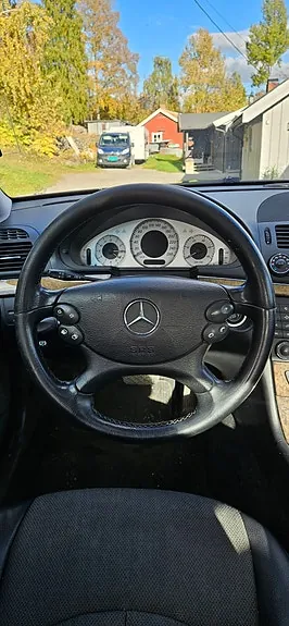 Mercedes-Benz E-Class 2007 photo 5