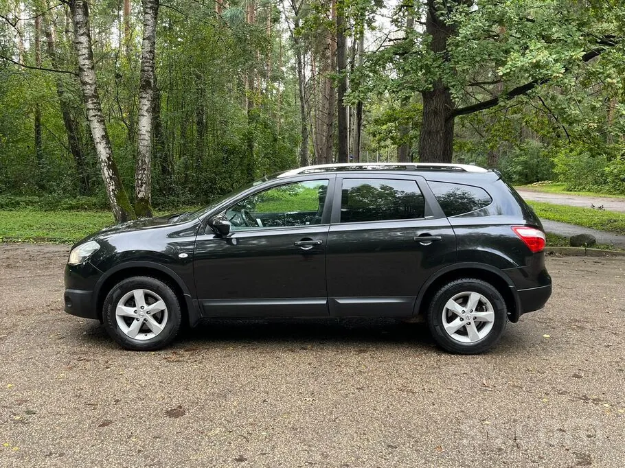 Nissan Qashqai 2011 photo 2
