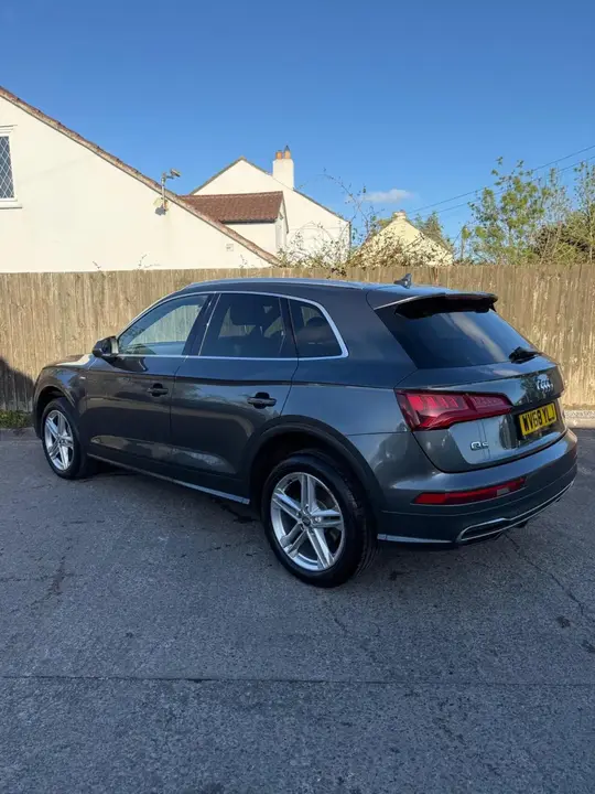 Audi Q5 2018 photo 5