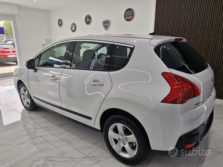 Peugeot 3008 2011 photo 4