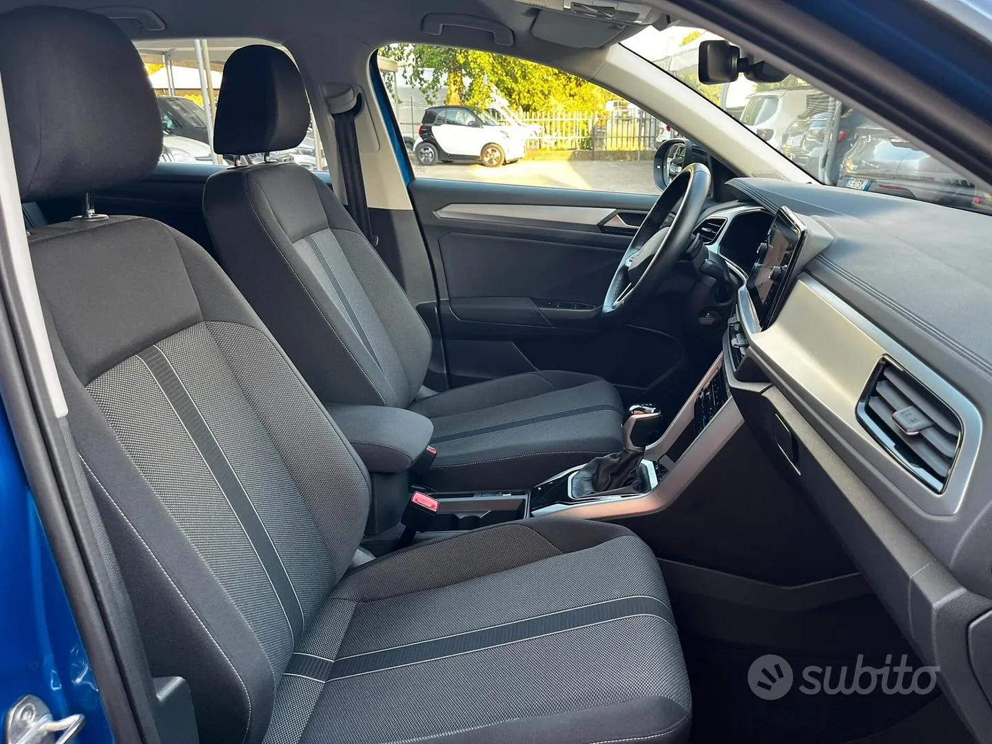 Volkswagen T-Roc 2023 photo 5