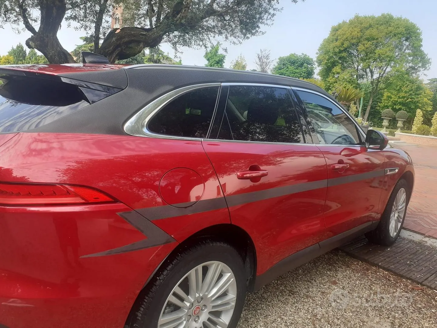 Jaguar F-Pace 2019 photo 3