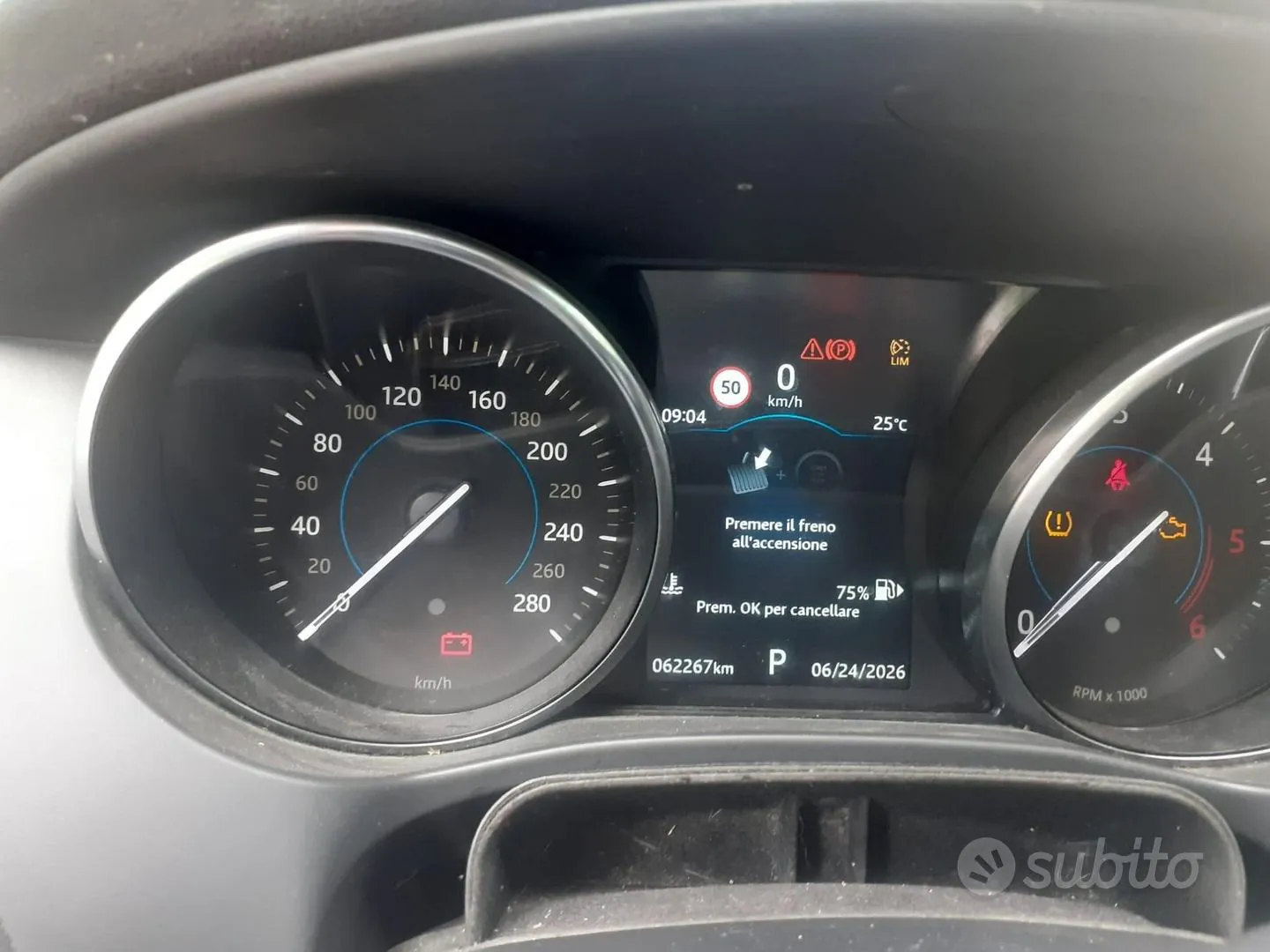 Jaguar F-Pace 2019 photo 5
