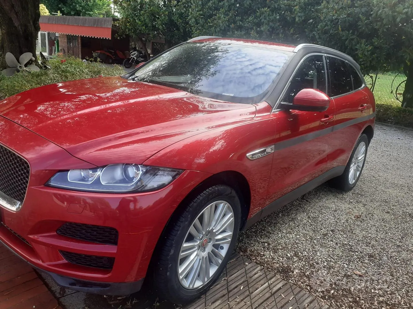 Jaguar F-Pace