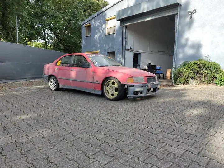 BMW E36