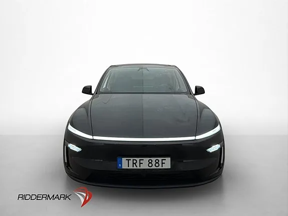 Tesla Model Y 2026 photo 3