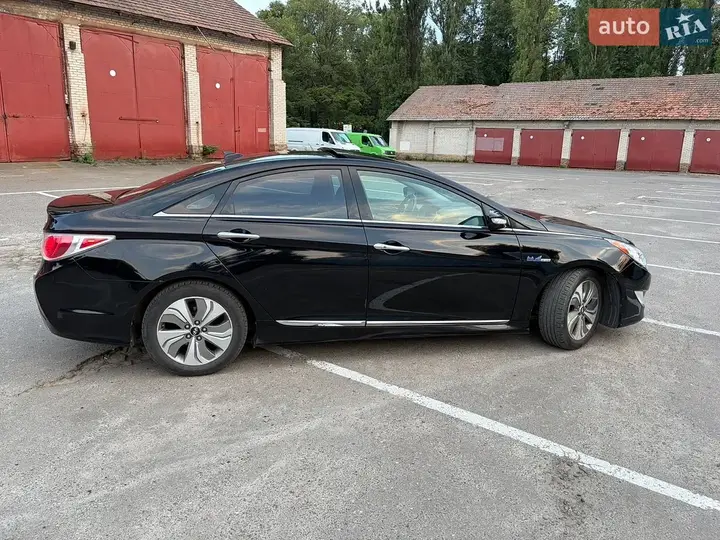Hyundai Sonata 2014 photo 4