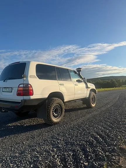 Toyota Land Cruiser 2001 photo 4