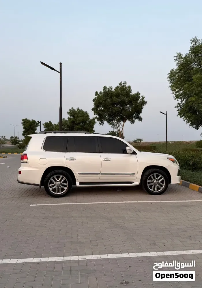Lexus Lx 570 2014 photo 4