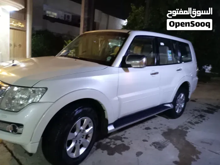 Mitsubishi Pajero 2015 photo 4