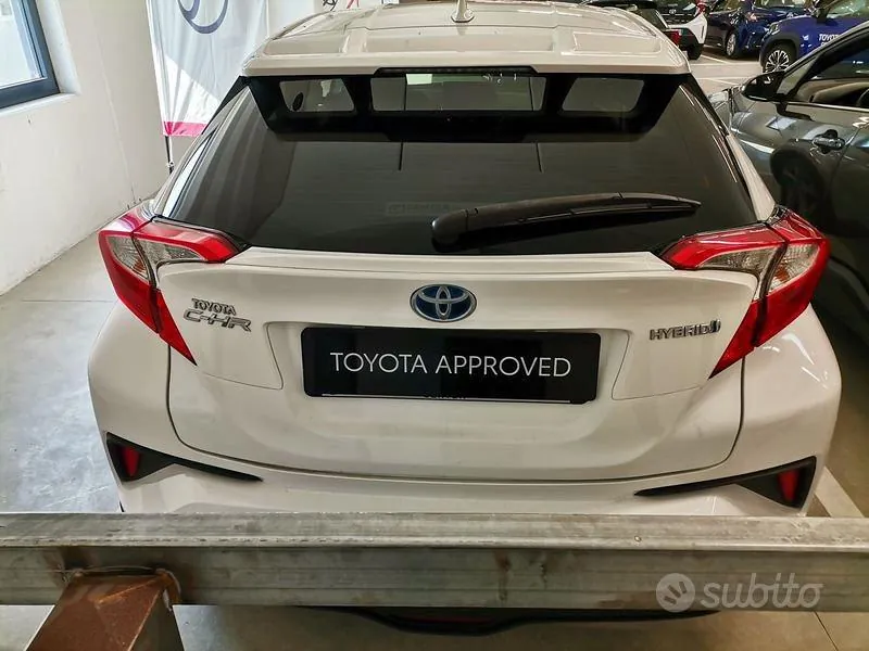 Toyota C-Hr 2018 photo 5
