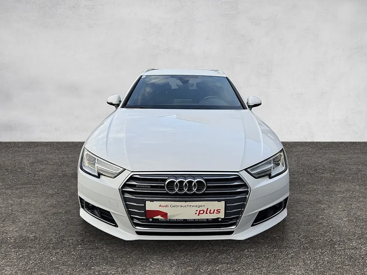 Audi A4 2018 photo 2