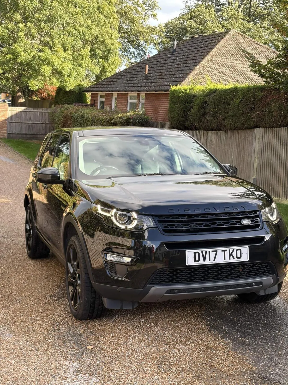 Land Rover Discovery Sport 2017 photo 4