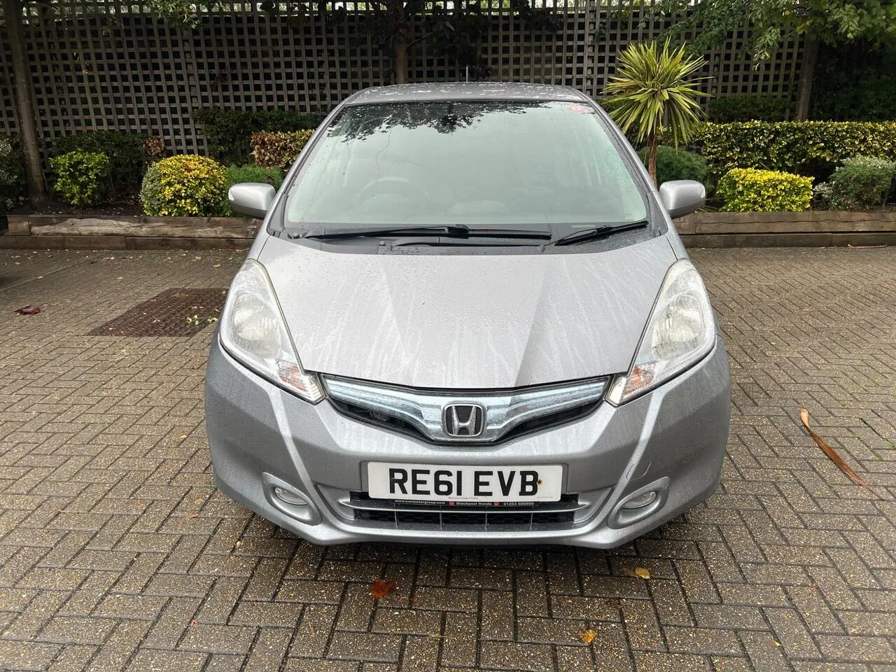 Honda Jazz 2011 photo 2