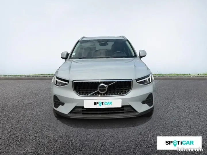 Volvo Xc40 2023 photo 2