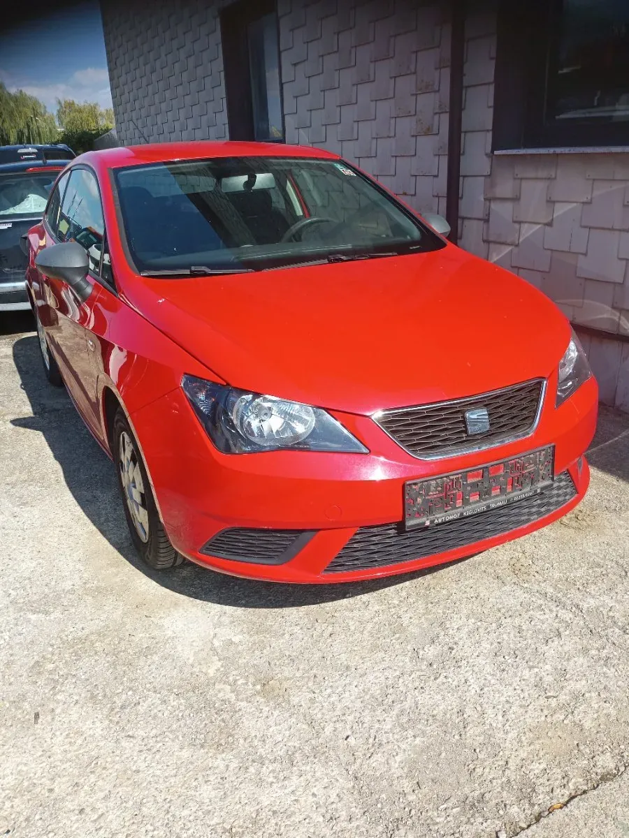 Seat Ibiza 2013 photo 2