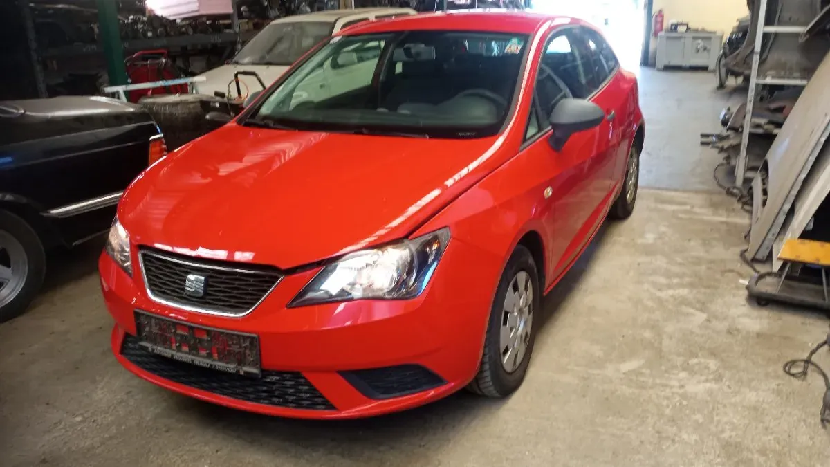Seat Ibiza 2013 photo 3