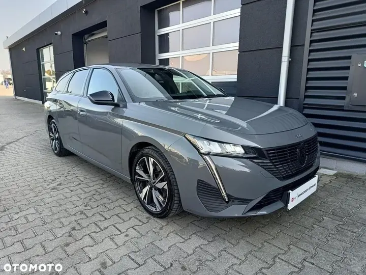 Peugeot 308 2023 photo 5