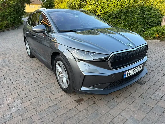 Skoda Enyaq 2023 photo 2
