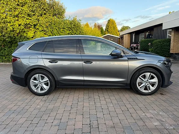 Skoda Enyaq 2023 photo 4