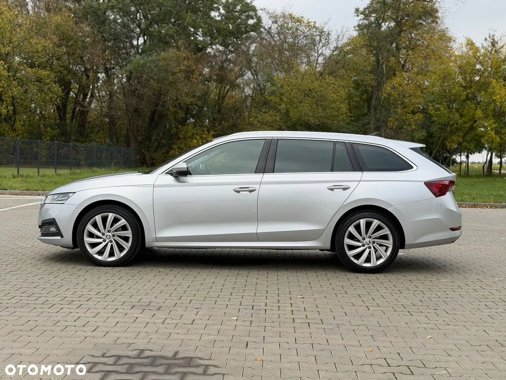 Skoda Octavia 2022 photo 2