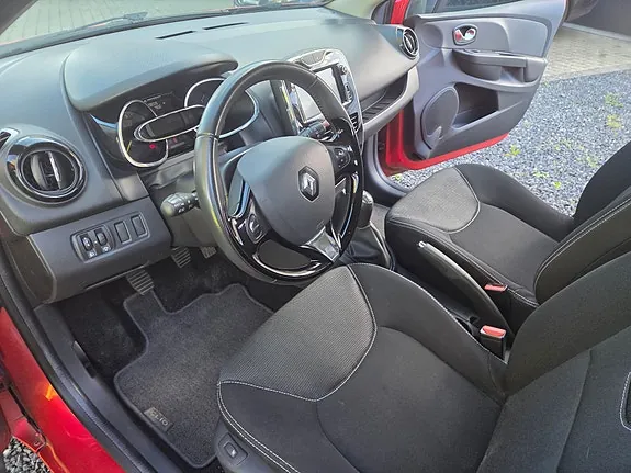 Renault Clio 2014 photo 5