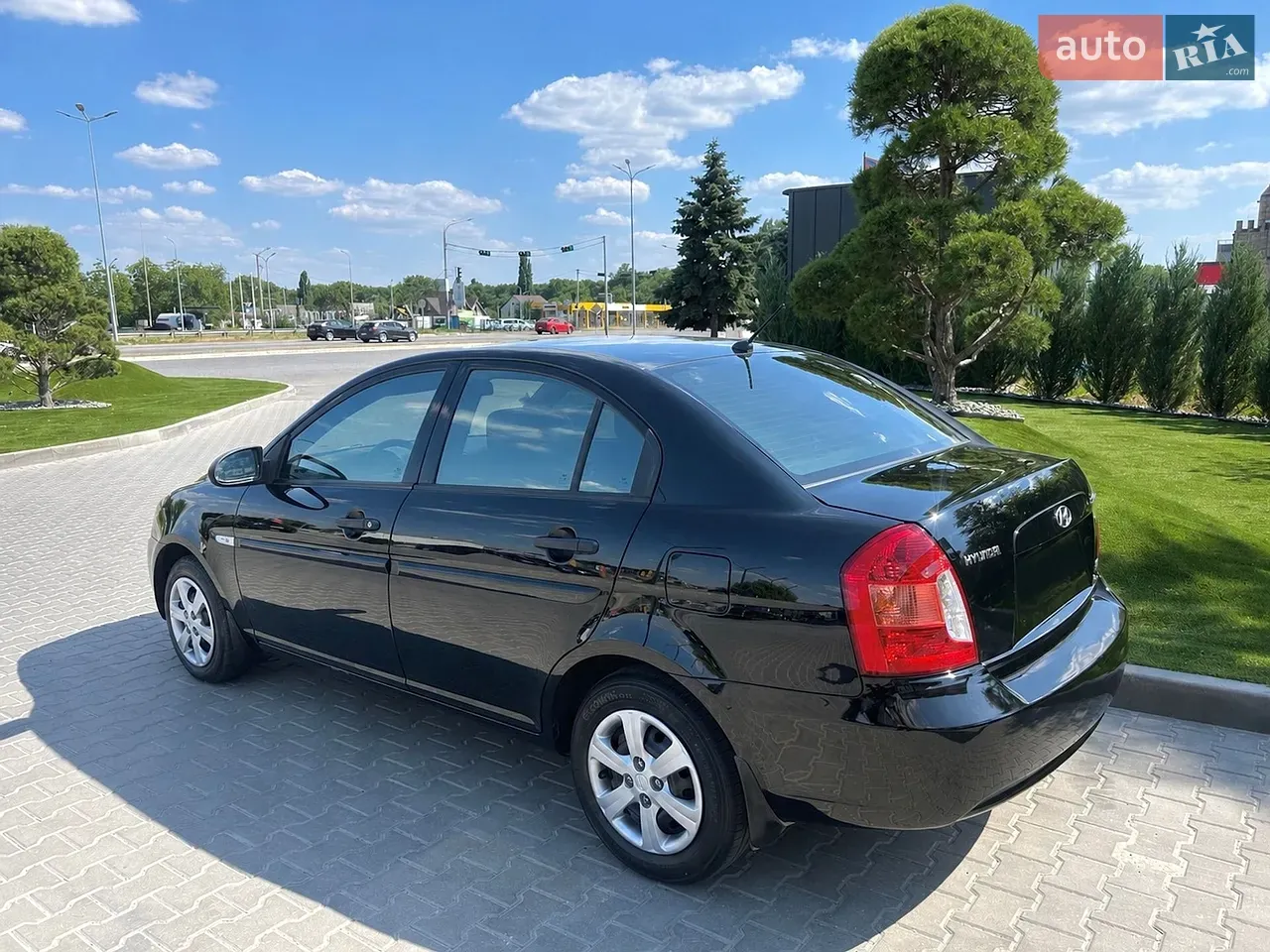 Hyundai Accent 2008 photo 2