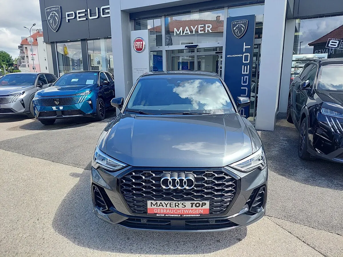 Audi Q3 2024 photo 2