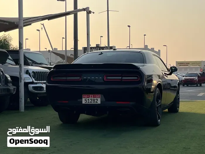 Dodge Challenger 2018 photo 4