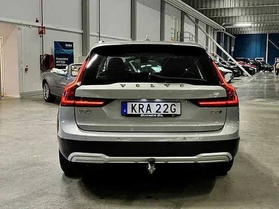 Volvo V90 Cross Country 2023 photo 4