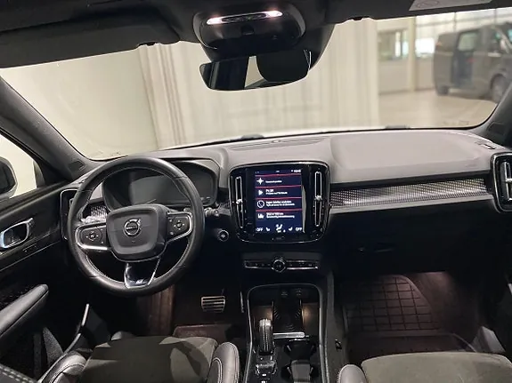 Volvo Xc40 2018 photo 2