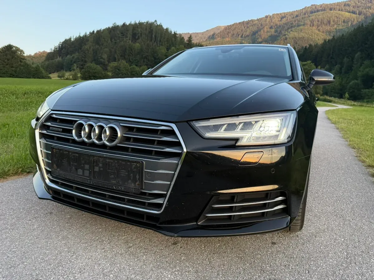 Audi A4 2016 photo 2