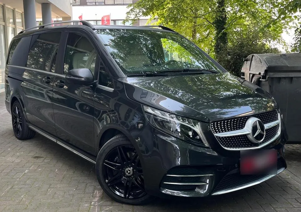Mercedes-Benz V-Class