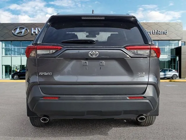 Toyota Rav4 2022 photo 4