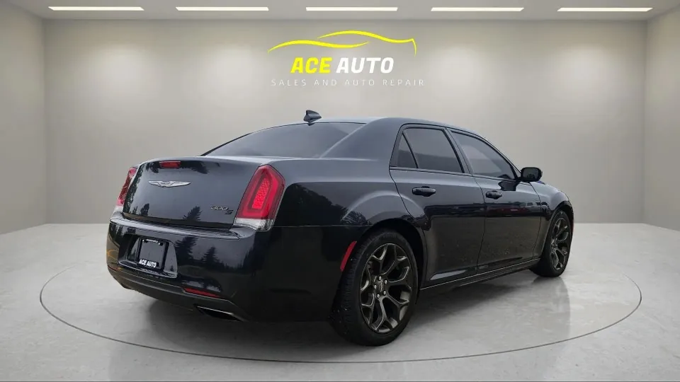 Chrysler 300 2019 photo 5