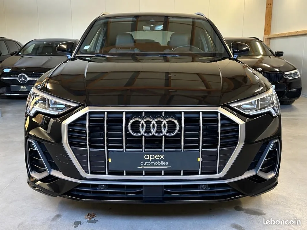 Audi Q3 2020 photo 2