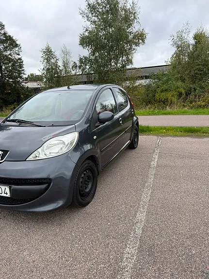 Peugeot 107 2007 photo 2