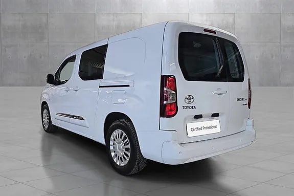 Toyota Proace City 2023 photo 3