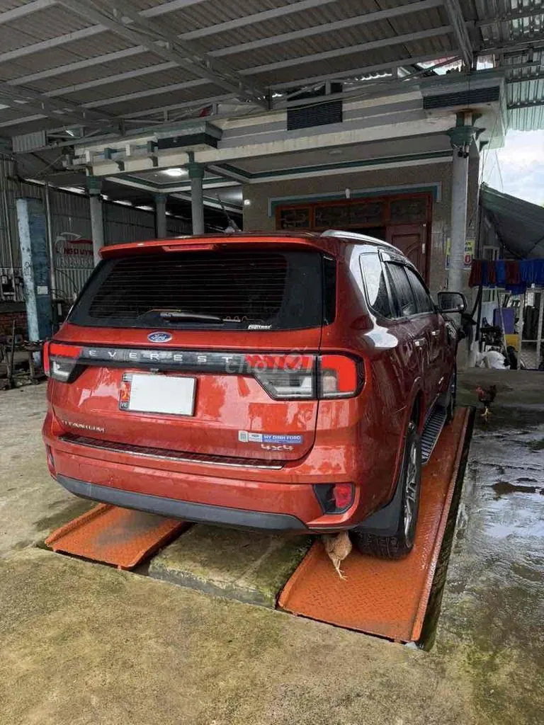 Ford Everest 2022 photo 2