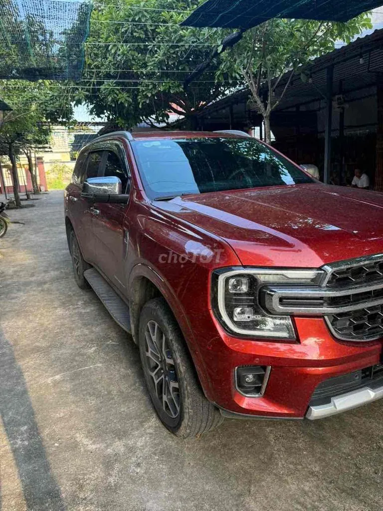 Ford Everest 2022 photo 3