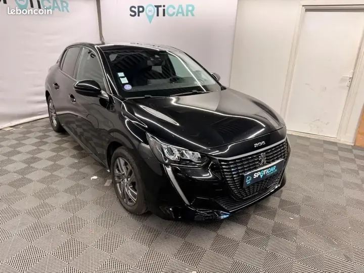 Peugeot 208 2022 photo 3