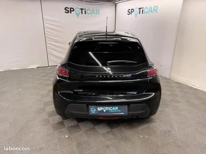 Peugeot 208 2022 photo 5
