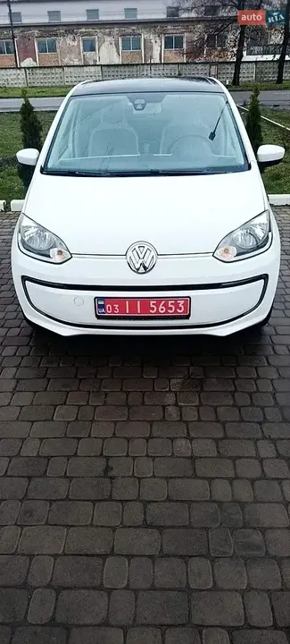 Volkswagen Up